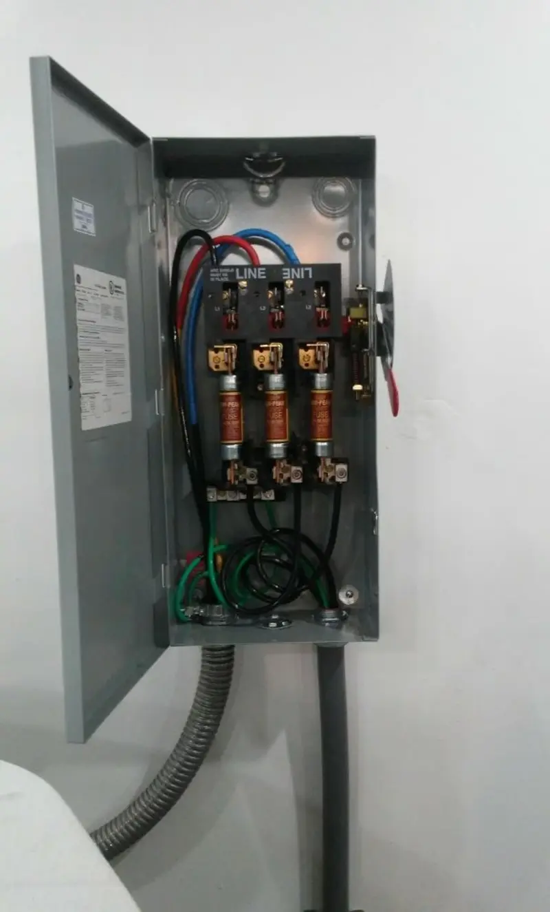 Three-phase disconnect switch installed for Smoke Detector Installation in Monee